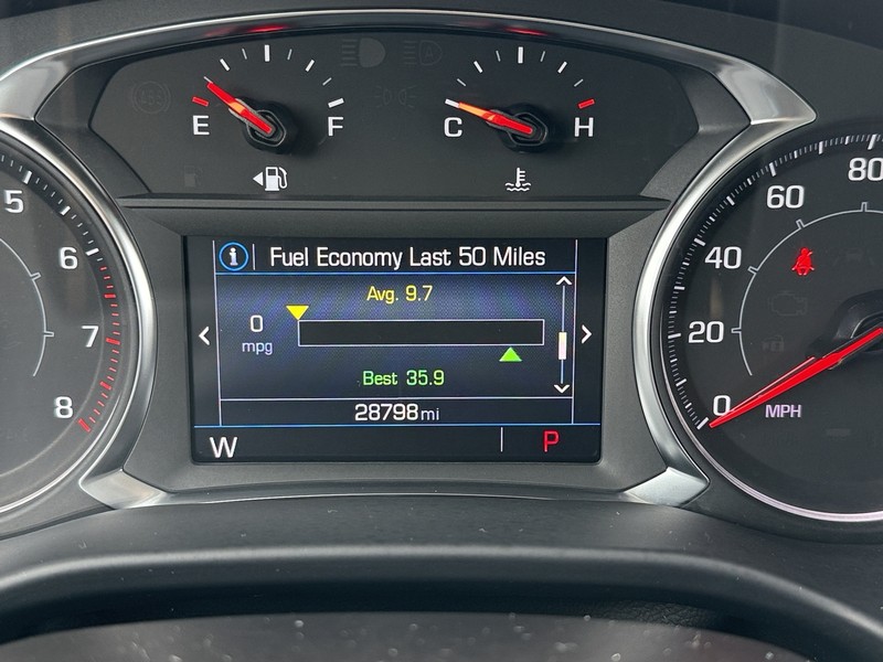 GMC Acadia Vehicle Image 17