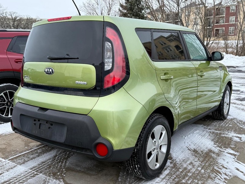 Kia Soul Vehicle Image 03