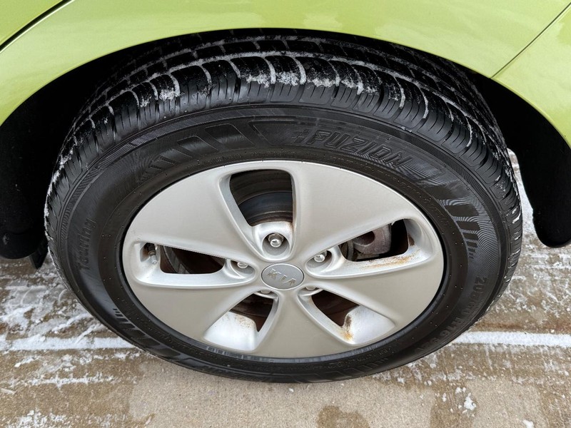 Kia Soul Vehicle Image 06