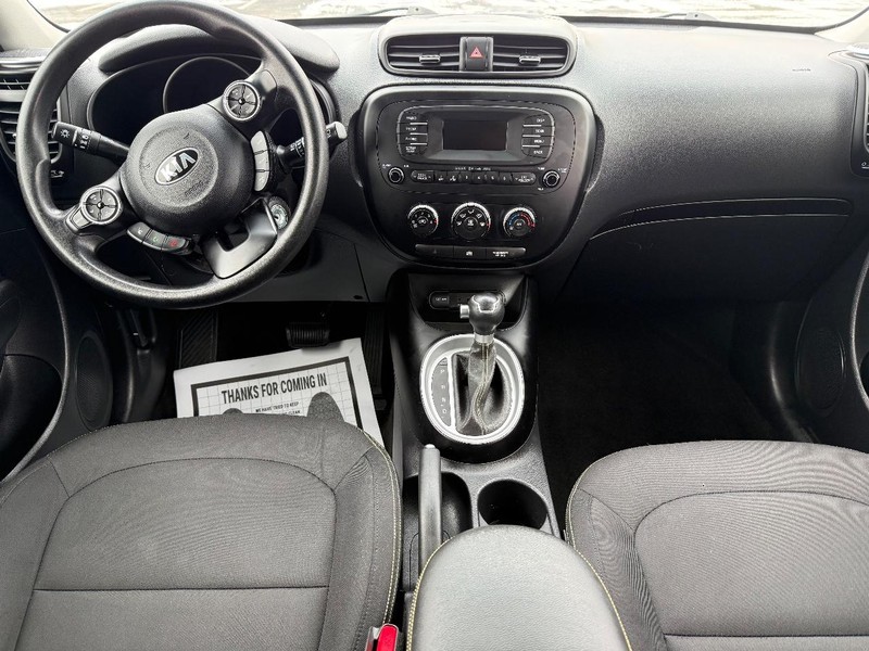 Kia Soul Vehicle Image 10