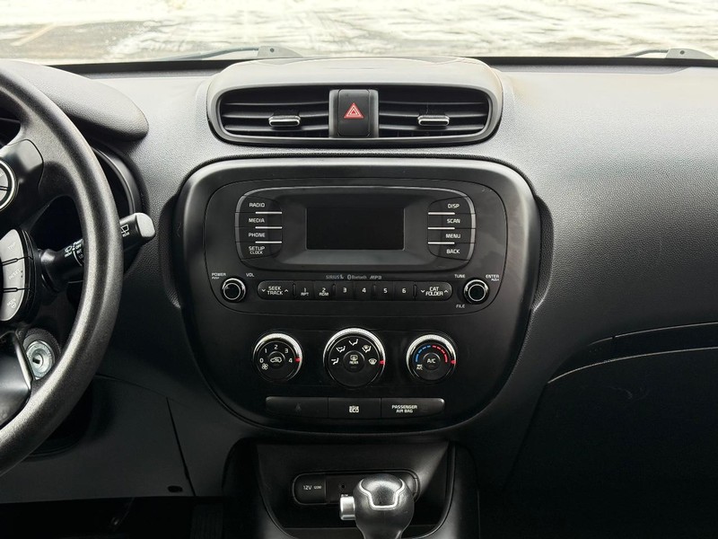 Kia Soul Vehicle Image 11