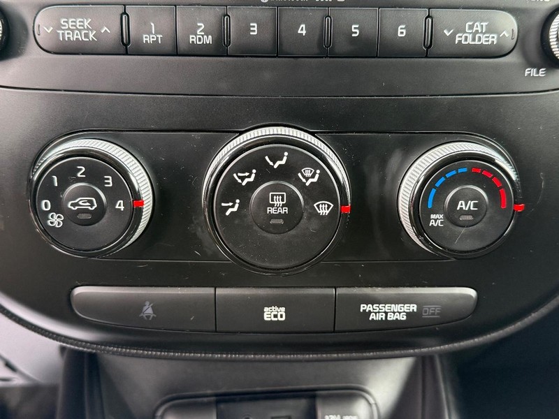 Kia Soul Vehicle Image 17