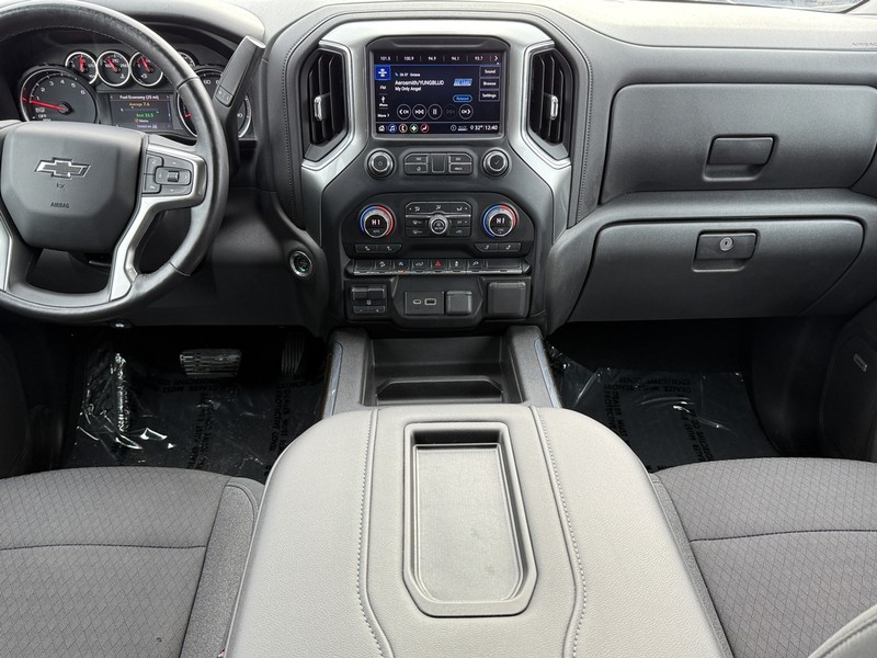 Chevrolet Silverado 1500 Vehicle Image 11