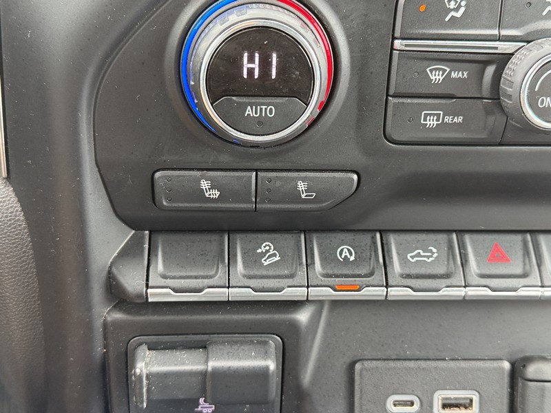 Chevrolet Silverado 1500 Vehicle Image 18