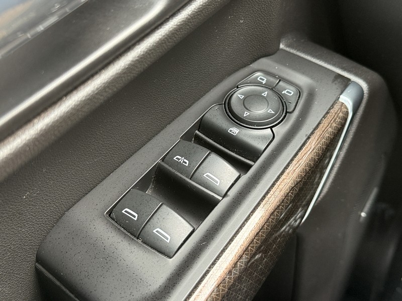 Chevrolet Silverado 1500 Vehicle Image 20