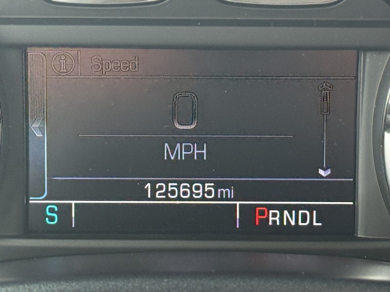 Chevrolet Silverado 1500 Vehicle Image 16