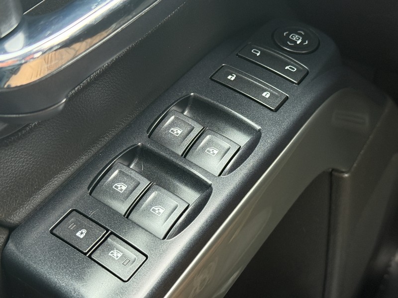 Chevrolet Silverado 1500 Vehicle Image 19