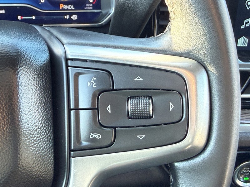 Chevrolet Silverado 1500 Vehicle Full-screen Gallery Image 38