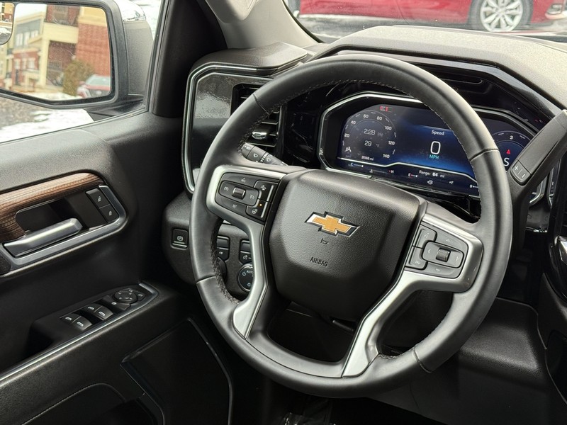 Chevrolet Silverado 1500 Vehicle Image 13