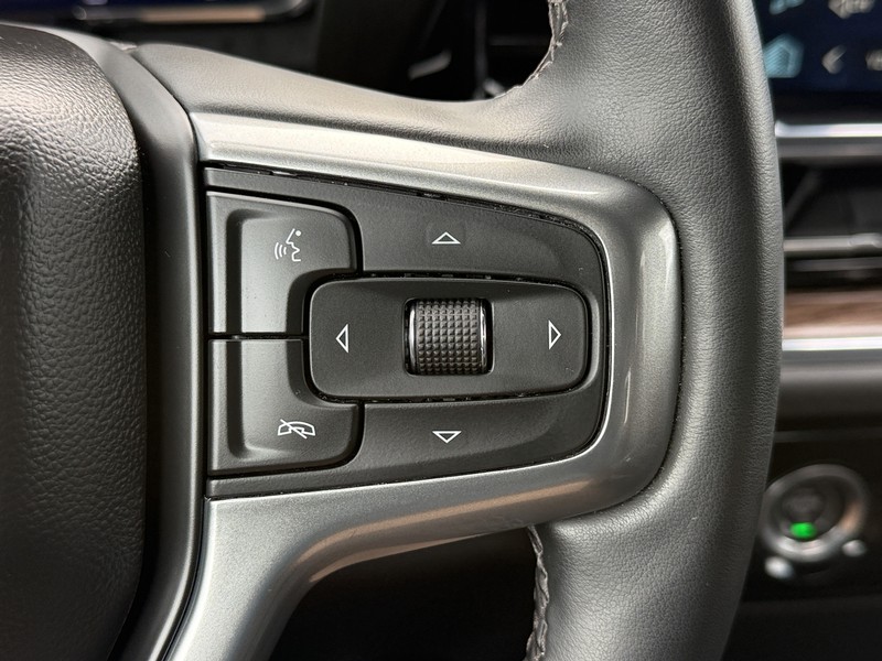 Chevrolet Silverado 1500 Vehicle Image 16