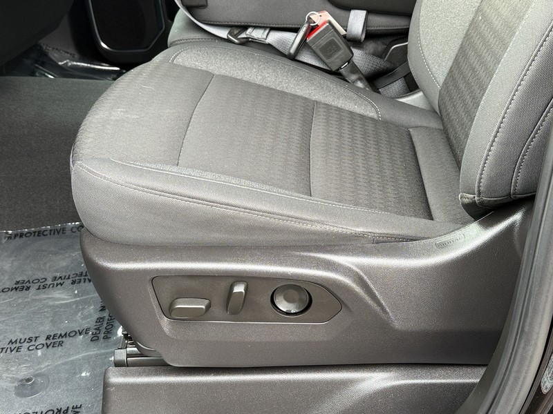 Chevrolet Silverado 1500 Vehicle Image 21