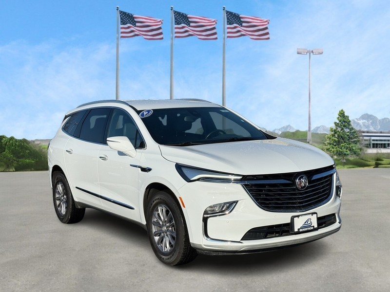 Buick Enclave Vehicle Full-screen Gallery Image 01