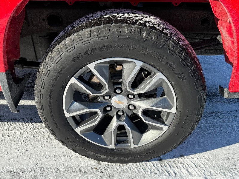 Chevrolet Silverado 1500 Vehicle Full-screen Gallery Image 07