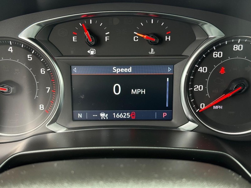 Chevrolet Blazer Vehicle Full-screen Gallery Image 17