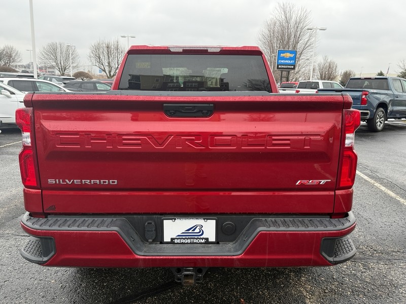 Chevrolet Silverado 1500 Vehicle Full-screen Gallery Image 04