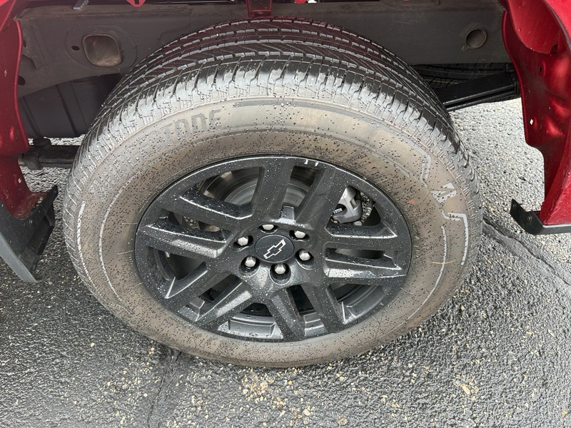 Chevrolet Silverado 1500 Vehicle Full-screen Gallery Image 07