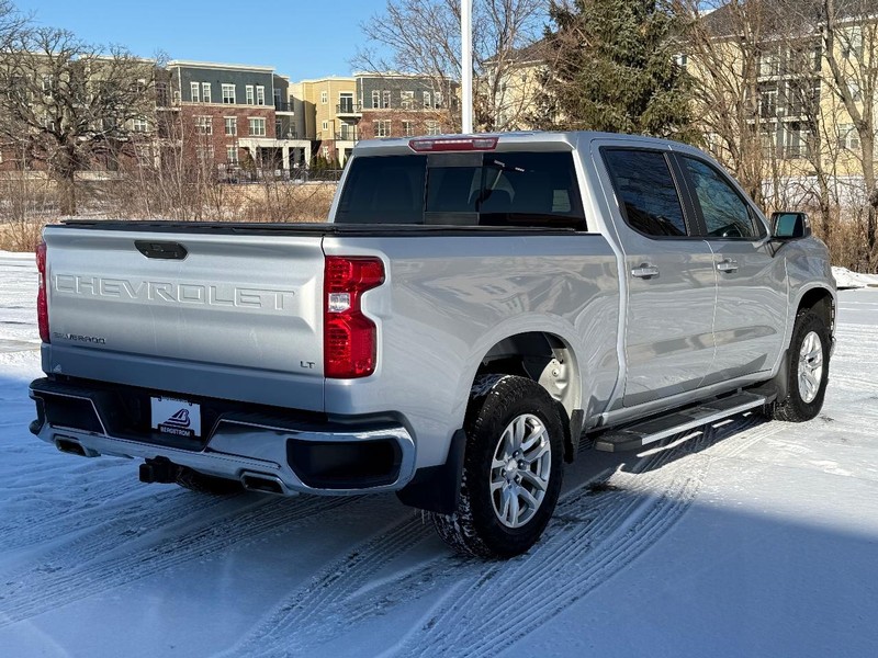Chevrolet Silverado 1500 Vehicle Image 03
