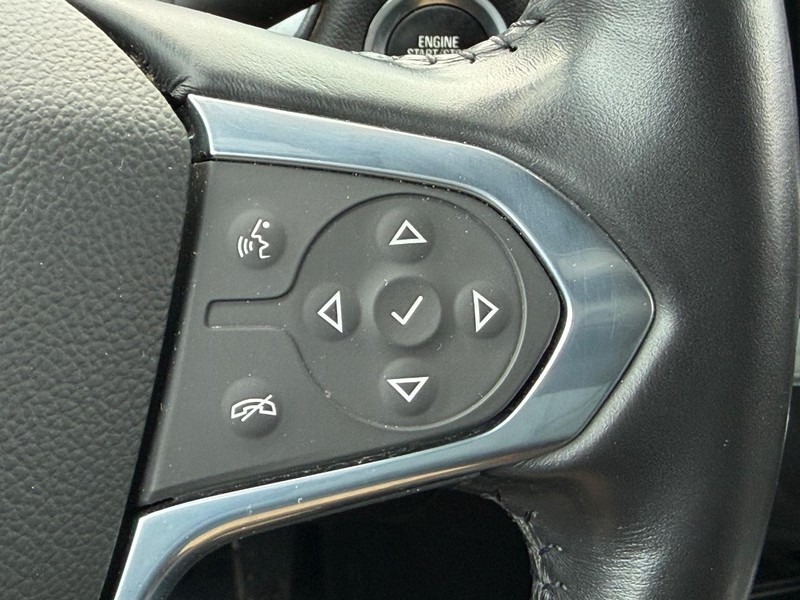 Chevrolet Traverse Vehicle Image 16