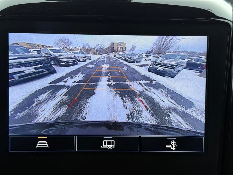 Chevrolet Traverse Vehicle Image 18