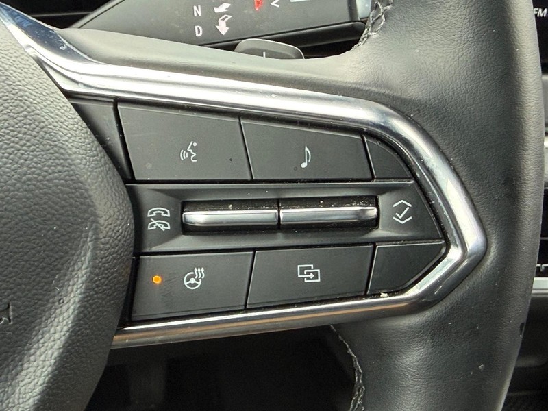 Chevrolet Equinox Vehicle Full-screen Gallery Image 15