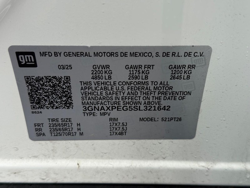 Chevrolet Equinox Vehicle Full-screen Gallery Image 21