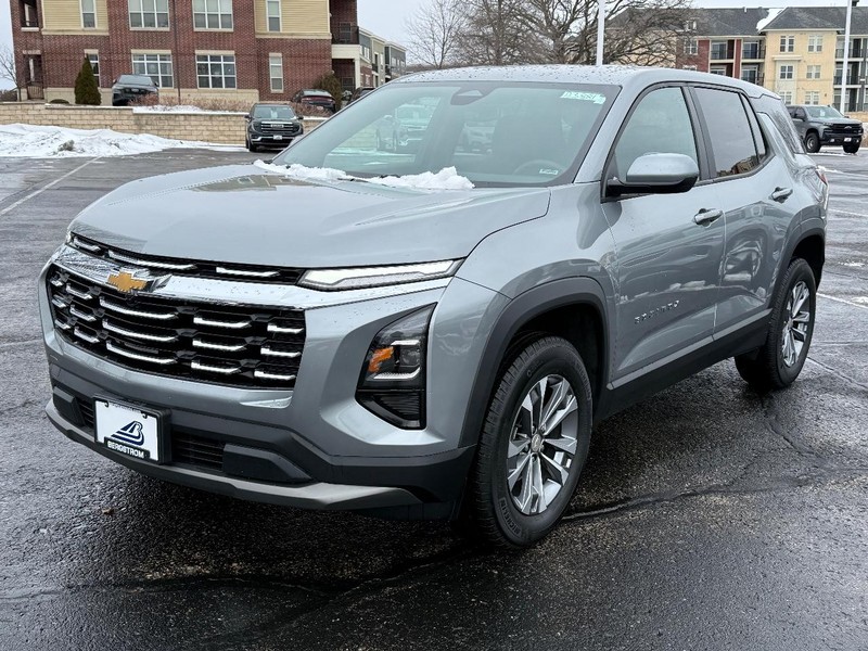 Chevrolet Equinox Vehicle Full-screen Gallery Image 08