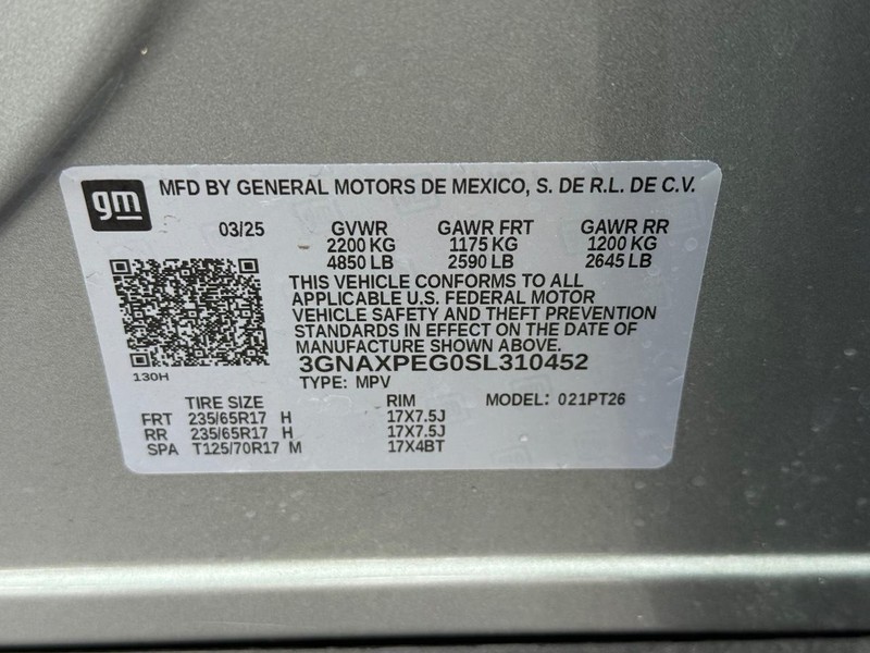 Chevrolet Equinox Vehicle Full-screen Gallery Image 22