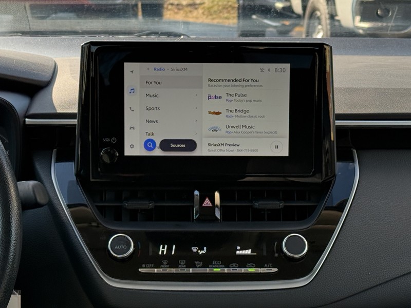 Toyota Corolla Vehicle Image 11