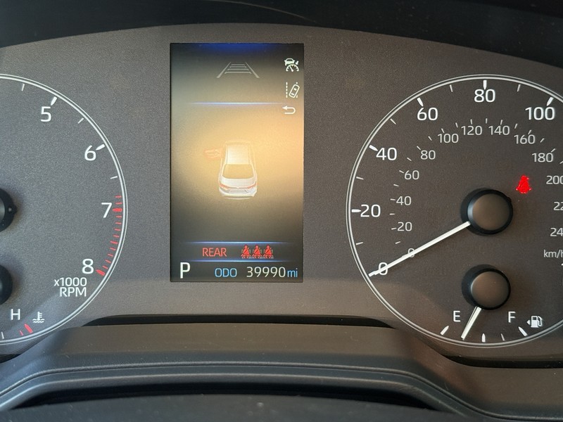 Toyota Corolla Vehicle Image 17