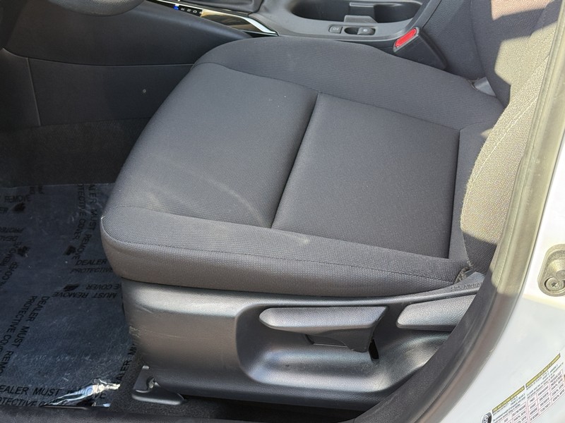 Toyota Corolla Vehicle Image 20