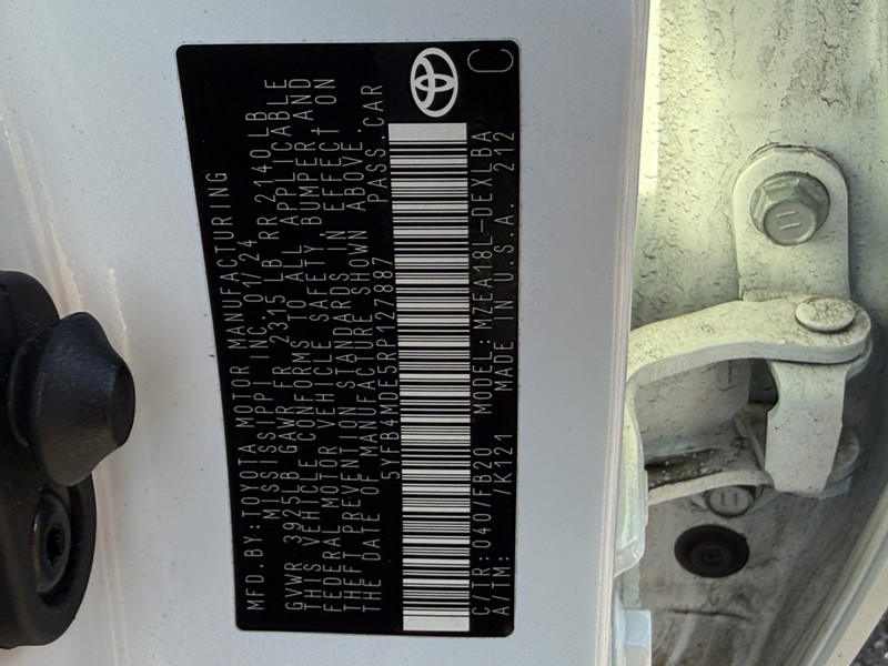 Toyota Corolla Vehicle Image 21