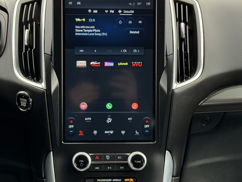 Ford Edge Vehicle Image 11