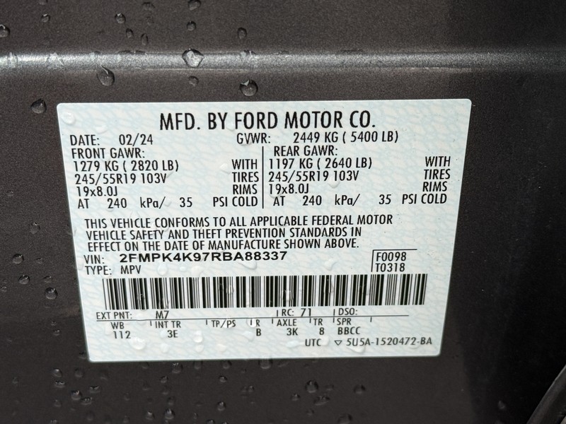 Ford Edge Vehicle Image 23