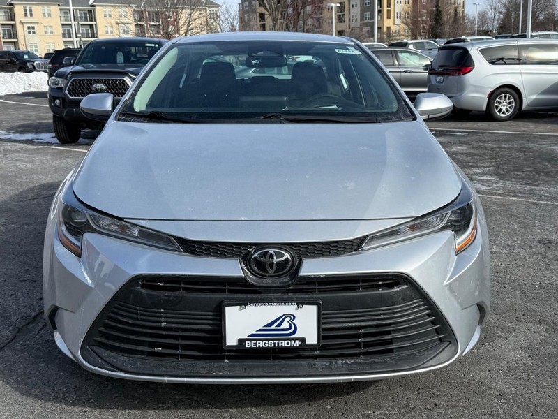 Toyota Corolla Vehicle Image 08