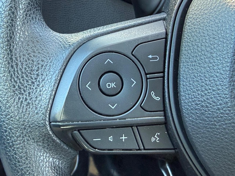 Toyota Corolla Vehicle Image 15