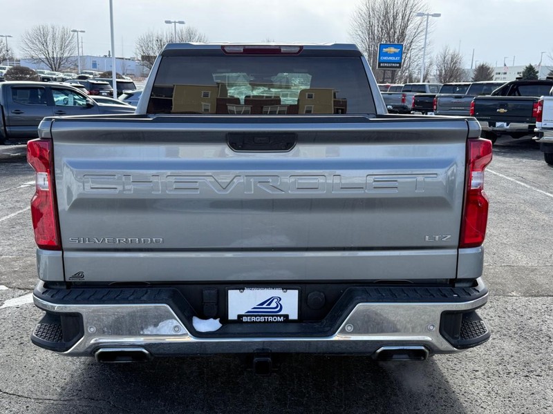 Chevrolet Silverado 1500 Vehicle Image 04