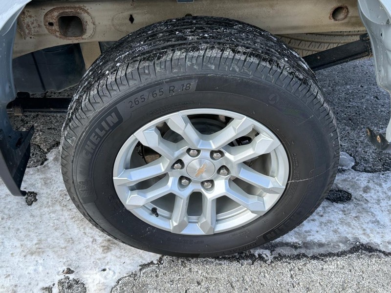 Chevrolet Silverado 1500 Vehicle Full-screen Gallery Image 06