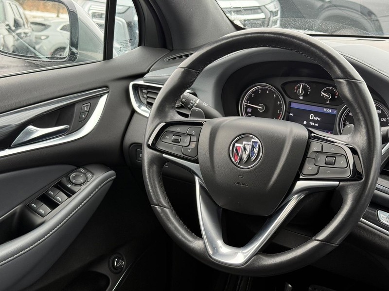 Buick Enclave Vehicle Image 15