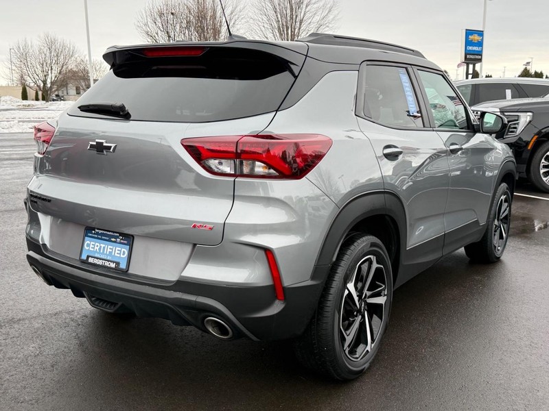 Chevrolet Trailblazer Vehicle Image 03