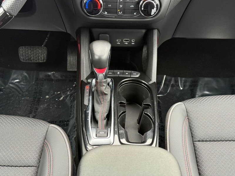 Chevrolet Trailblazer Vehicle Image 13