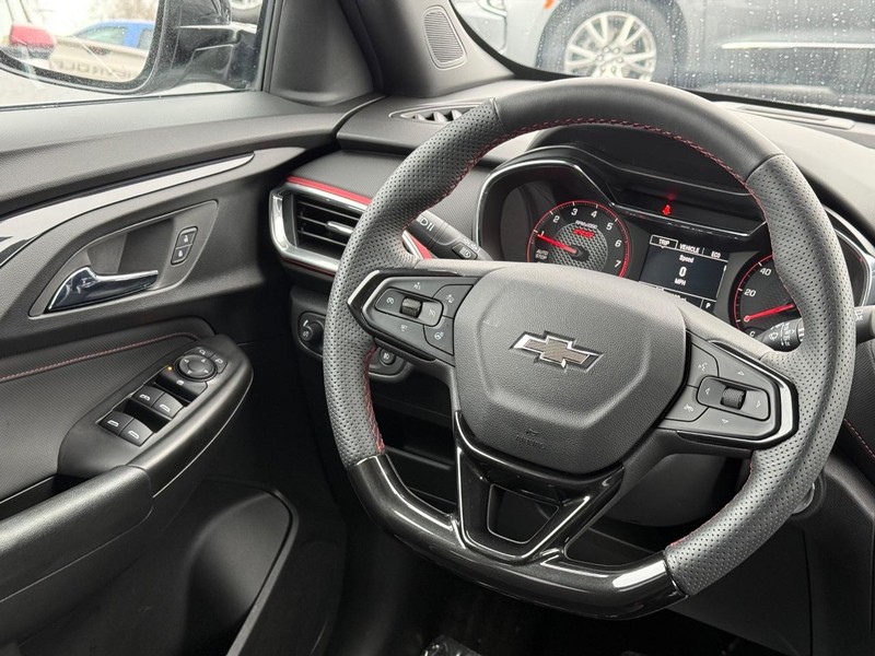 Chevrolet Trailblazer Vehicle Image 14