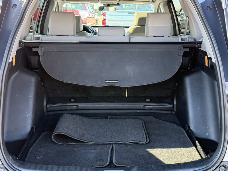 Honda CR-V Vehicle Image 05