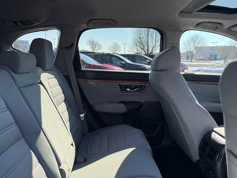 Honda CR-V Vehicle Image 10