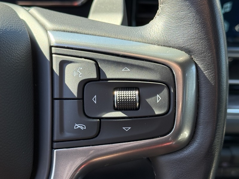 Chevrolet Silverado 1500 Vehicle Image 17