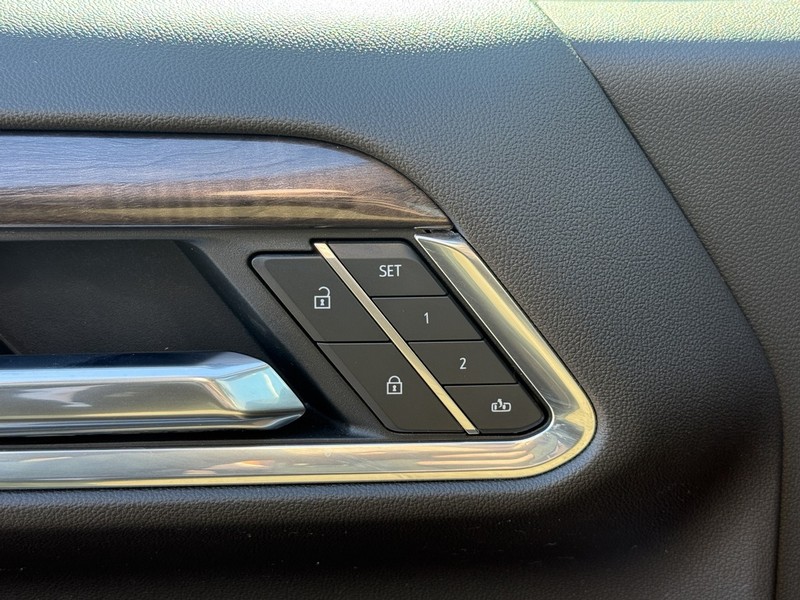 Chevrolet Silverado 1500 Vehicle Image 21