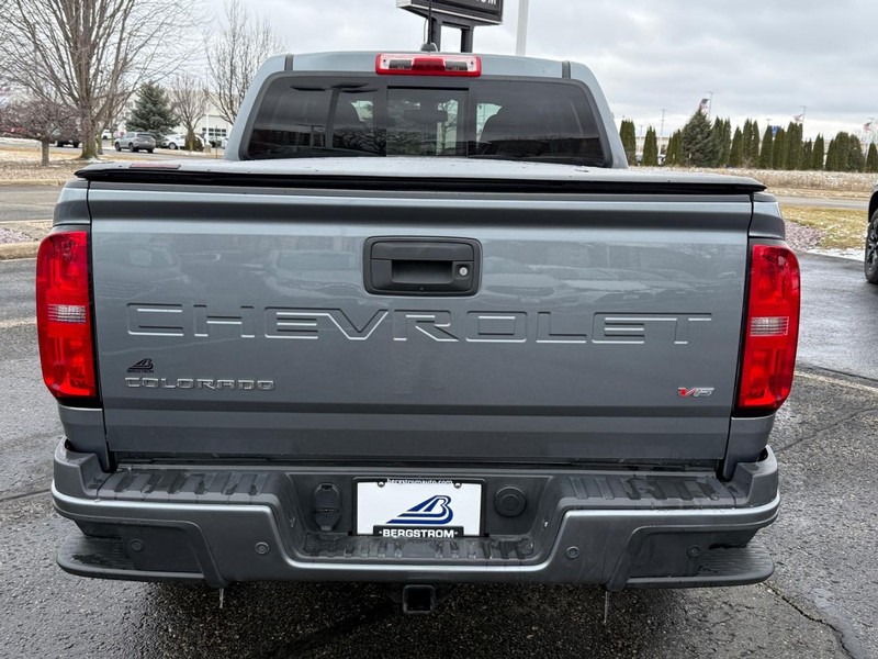 Chevrolet Colorado Vehicle Full-screen Gallery Image 04