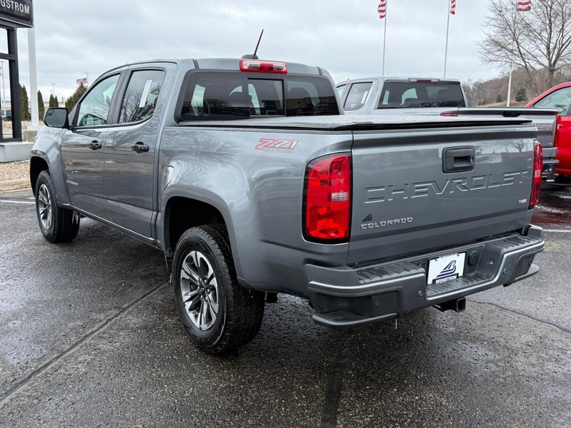 Chevrolet Colorado Vehicle Full-screen Gallery Image 05