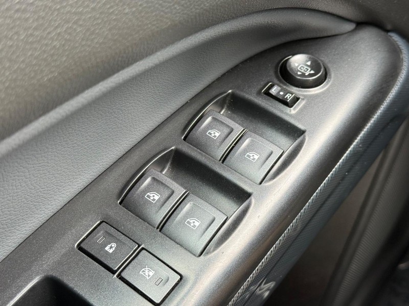 Chevrolet Colorado Vehicle Full-screen Gallery Image 20