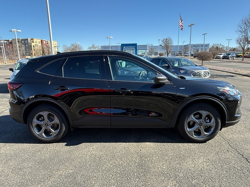 Ford Escape Vehicle Image 02