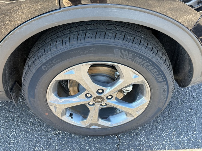 Ford Escape Vehicle Image 07